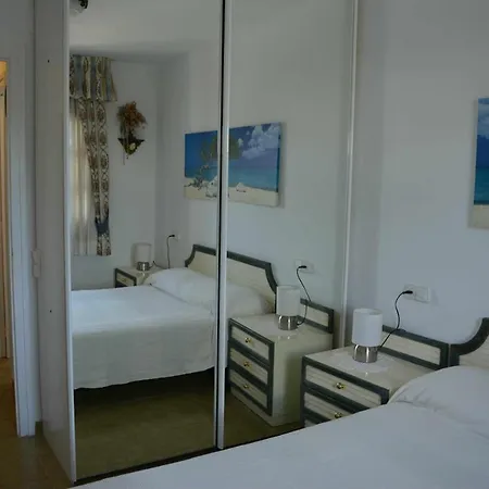 Сasa de vacaciones Con Jardin Y Piscina *